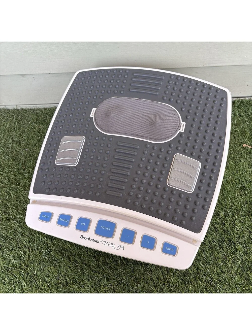 Brookstone Thera Spa Foot Massager CS-6200 Oscillating Vibrating Shiatsu Heat VG